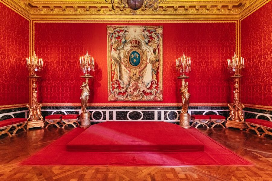Versailles: Palace of Versailles Skip-the-Line Guided Tour - The Hall of Mirrors and its famous ceremonies