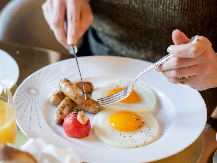 Versailles Palace Skip-the-Line Entrance and Breakfast - Starting at Ore in the Pavillon Dufour