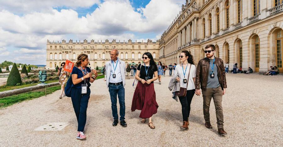 Versailles: Skip-the-Line Tour of Palace with Gardens Access - The State Apartments and royal rooms