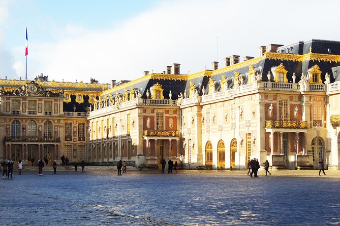 Versailles Small Group Guided Tour with Tranportation from Paris - Who should book this Versailles tour?
