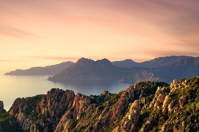 Visit Scandola, the creeks of Piana by boat - Gargalo and the Genoese tower