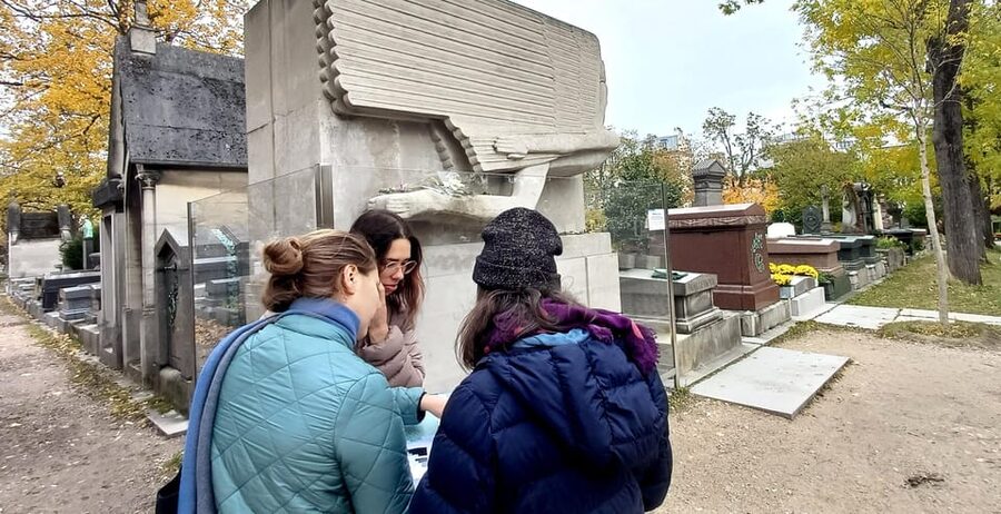 Who Killed Victor ? Escape Game at Père Lachaise Cemetery - The Famous Residents Are Only Part of the Story